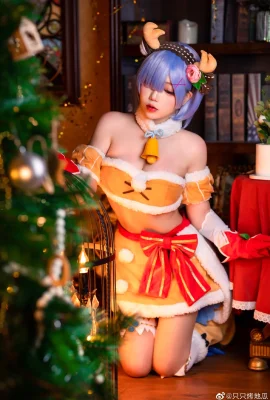 Perihal: Kehidupan di Dunia Berbeda dari Zero Rem Christmas Elk@Only Roasted Sweet Potatoes (12 foto)