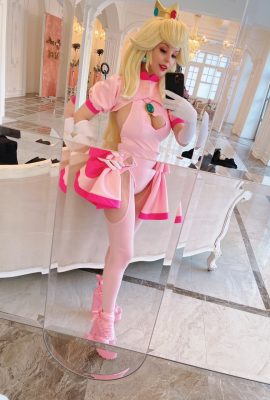 Helly Valentine – Putri Persik