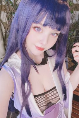 Helly Valentine – Selfie Hinata Hyuga