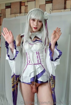 Futaharin57 – Emilia