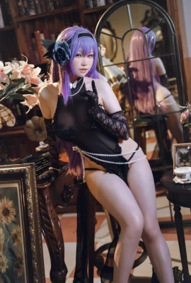 Cosplay Yibei Yibei ZB-26 Mawar Gelap Bergoyang