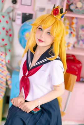 Cosplay JoyceLin Putri Persik