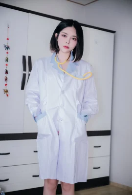 Hikari – Vol.04 DOKTER BURUK Succubus (146 Foto)