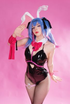 (Puding Desu) Lubang Miku