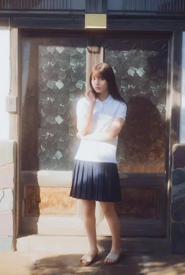 (Kurosaki Nako) memperlihatkan payudaranya yang montok dan memamerkan tubuhnya yang seksi dan seksi (24 Foto)