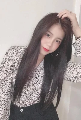 Foto -foto Foto telanjang keindahan selebriti internet ~ Apakah Anda ingin menjadi lebih populer? (16 foto)