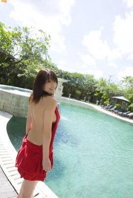 2008.08 Mikie Hara (62 foto)