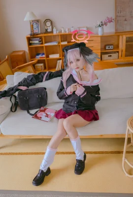 Apakah blogger anime beruang?