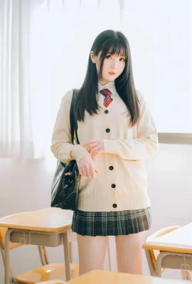 Succubus shimotsuki di sebelah