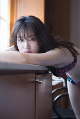 Koleksi Foto Sheshal Nagao Mariya “Di mana di planet ini … (49 foto)
