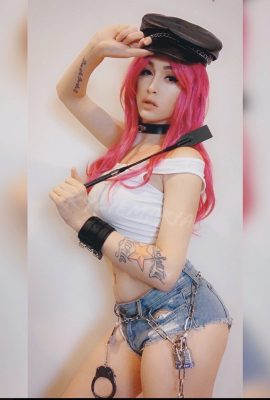 Kylie Maria – Racun