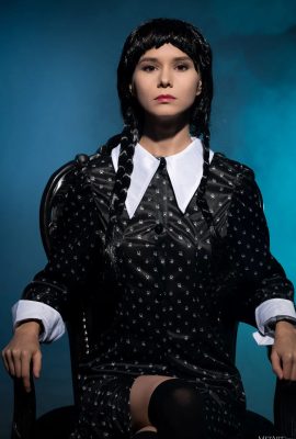 Leona Mia – seksi seram