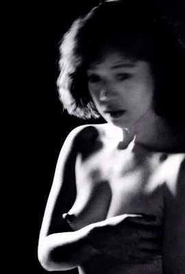 Otake Shinobu Light of the Dark (1993.2) (54 foto)