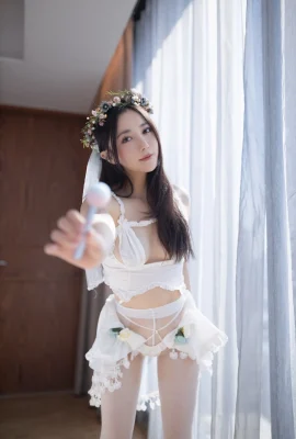 Kaviar March lolos putri (120 foto)
