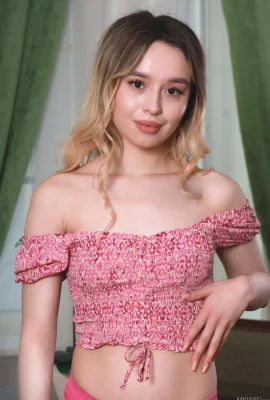 Mia Lamb – Presentasi (92 foto)
