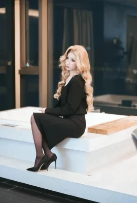Rioko Ryoko – Versi tunggal bos wanita