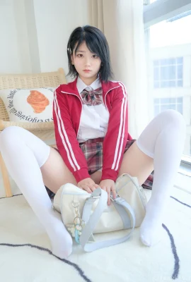 Xiao Feng “Gadis Lucu Seragam” (100 foto)